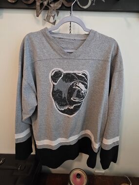 Bruins Pullover Gear For Sports Gray Crewneck Sweatshirt with Logo Patch